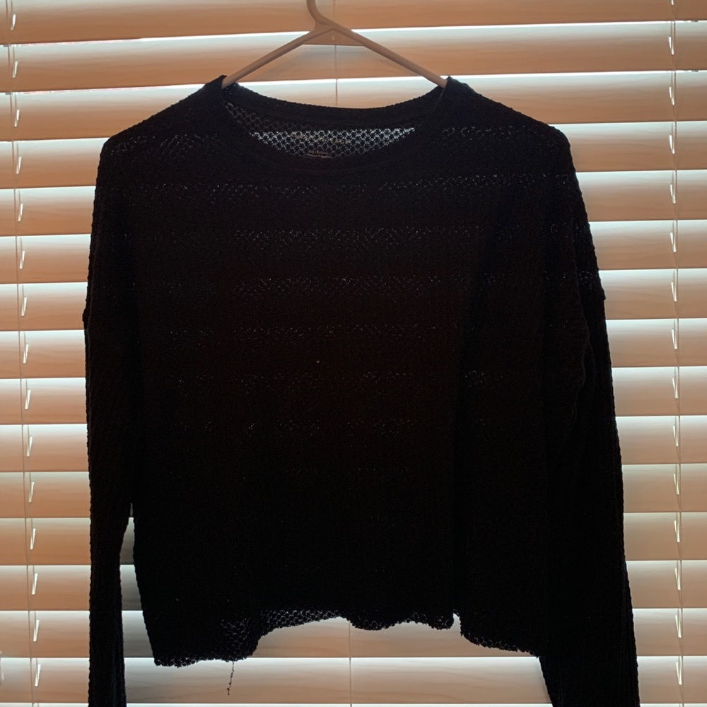 Black American Eagle waffle knit top